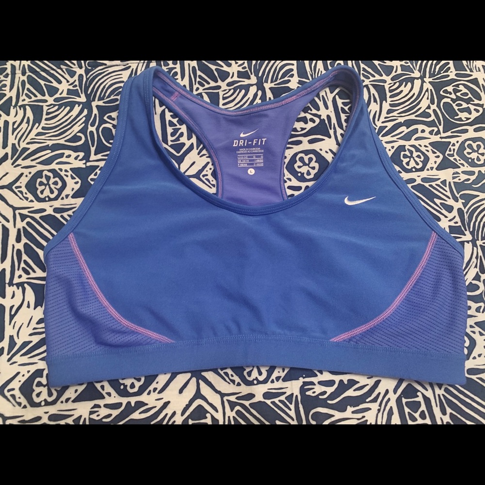 Nike sports bra